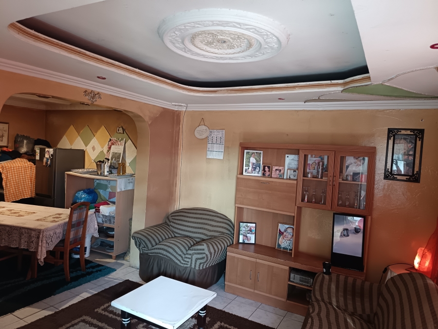 2 Bedroom Property for Sale in Bethelsdorp Eastern Cape
